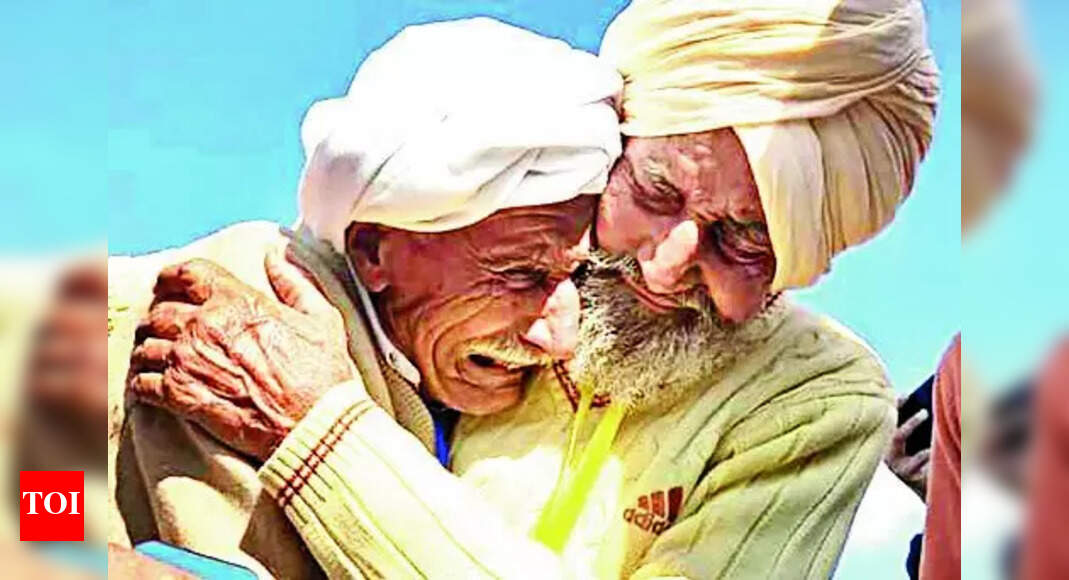 Grief after reunion: Punjab man loses Pakistan brother | India News ...