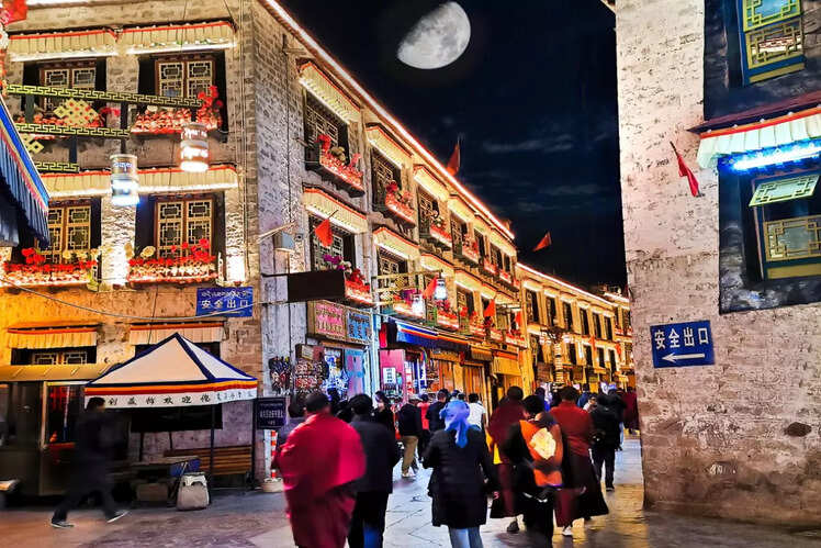 Barkhor Street