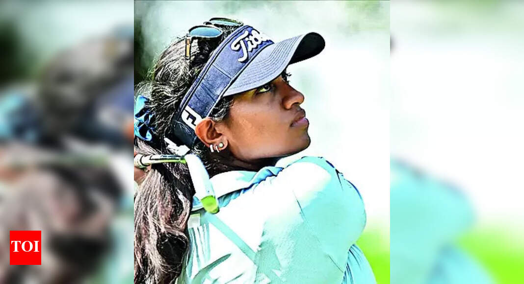 Vidhatri Stays One Shot Ahead Of Neha On Day 2 | Bengaluru News - Times ...