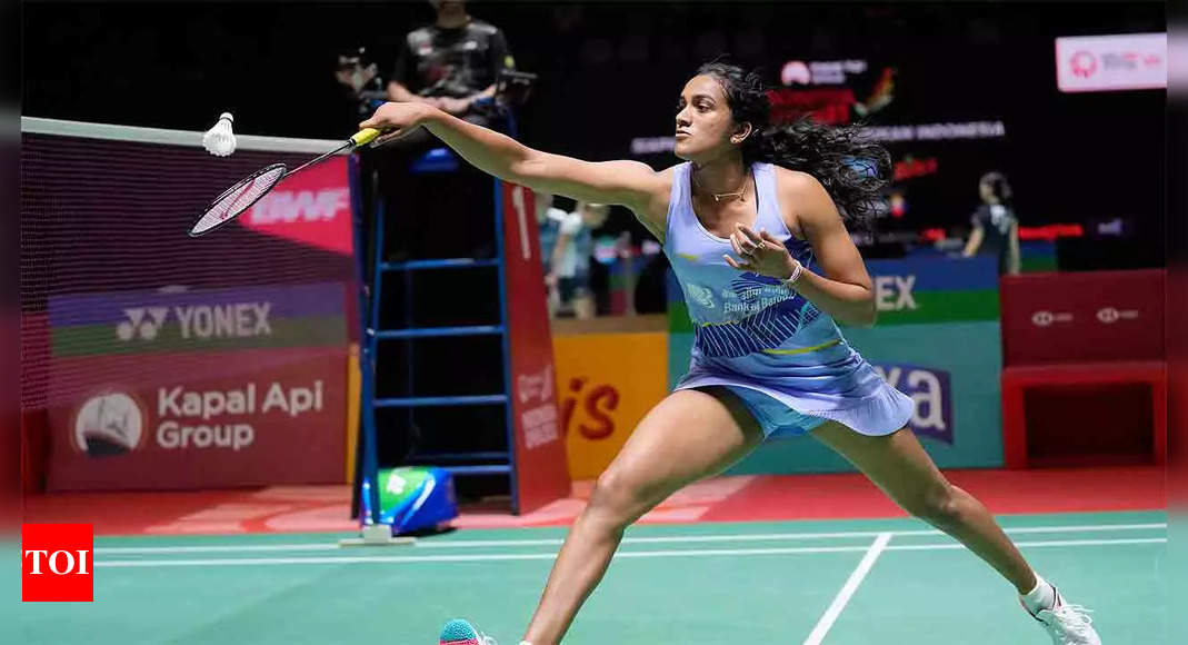 Canada Open: Lakshya Sen Shocks Second Seed; Sindhu Sails | Badminton ...