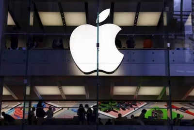 Apple cruises to $3tn on iSequels, not iDeas