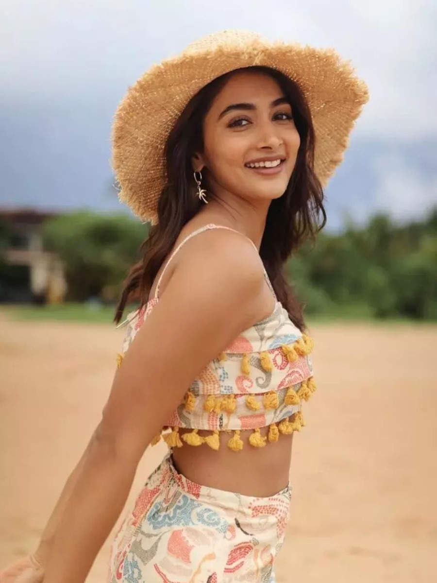 Pooja Hegde's uber-cool outfits are the perfect picks for this monsoon ...