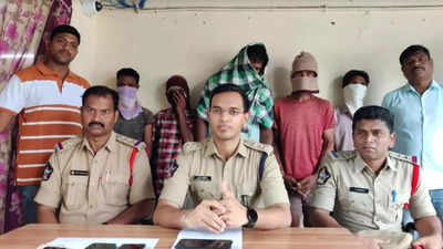 Police arrest dacoity gang in Andhra Pradesh's Araku