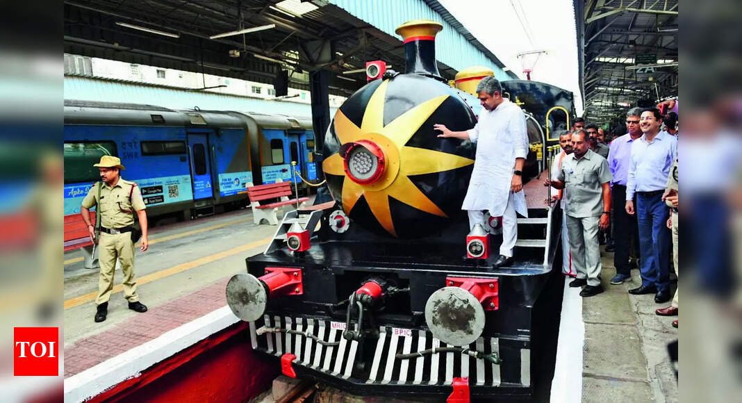 Soon, Visit Your Favourite Tour Site On Vintagestyled Electric Train