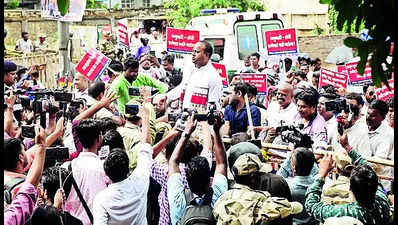 Tribals protest near BJP HQ over UCC, MP urination row