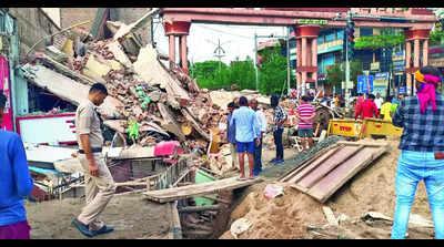 Bilaspur civic body negligence results in building collapse