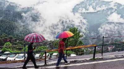 Met issues 'red alert', warns of heavy rains in 7 Himachal Pradesh districts