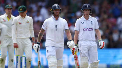 Day four of third Ashes Test: England chasing 251 for victory at