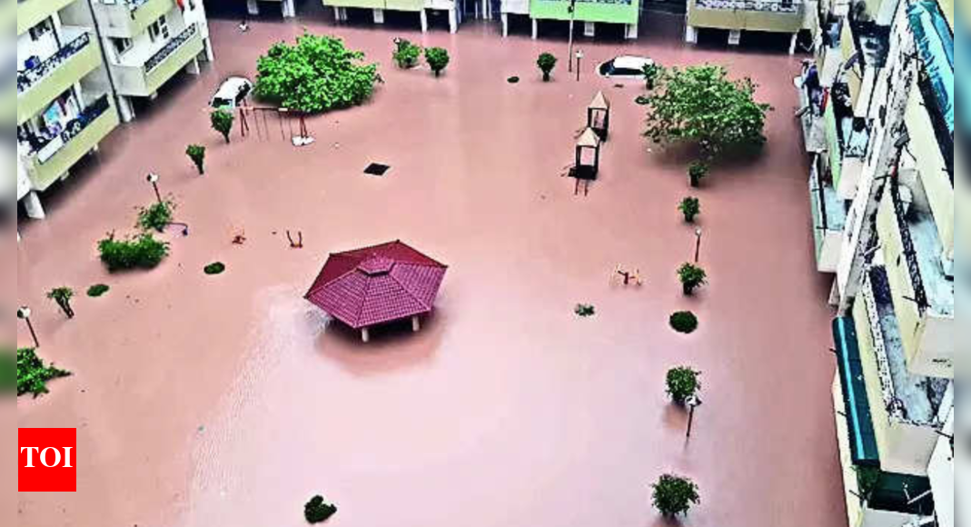 Record rain turns Tricity into a water park | Chandigarh News - Vimarsana News