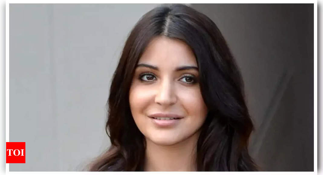 Has Anushka Sharma turned down Jee Le Zara? Here is what we know | Hindi Movie News