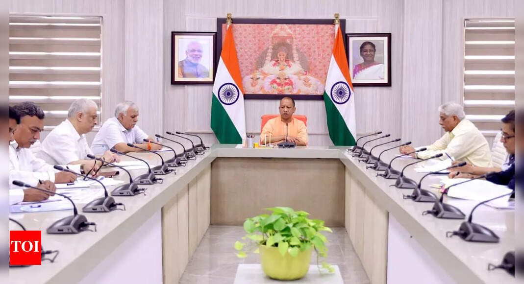 CM Yogi Adityanath holds high-level meeting to review rain situation in ...