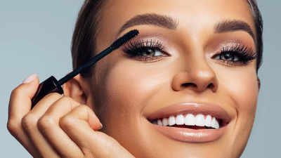 How to make your mascara smudge-proof in monsoon