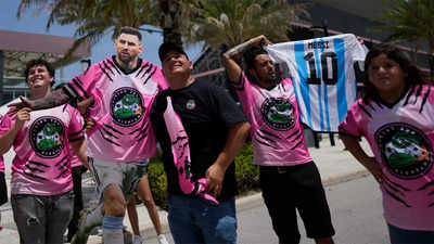 Lionel Messi lands in Florida ahead of Inter Miami move