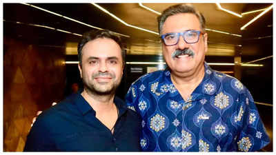 'Unaad': Boman Irani, Farhad Samji, Anand L Rai and other celebs attend film's premiere; See pics