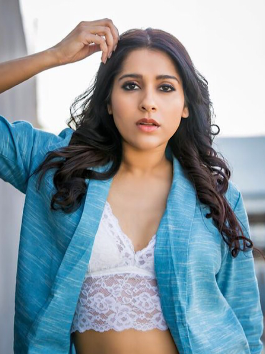 Bold And Beautiful Looks Of Rashmi Gautam Times Of India