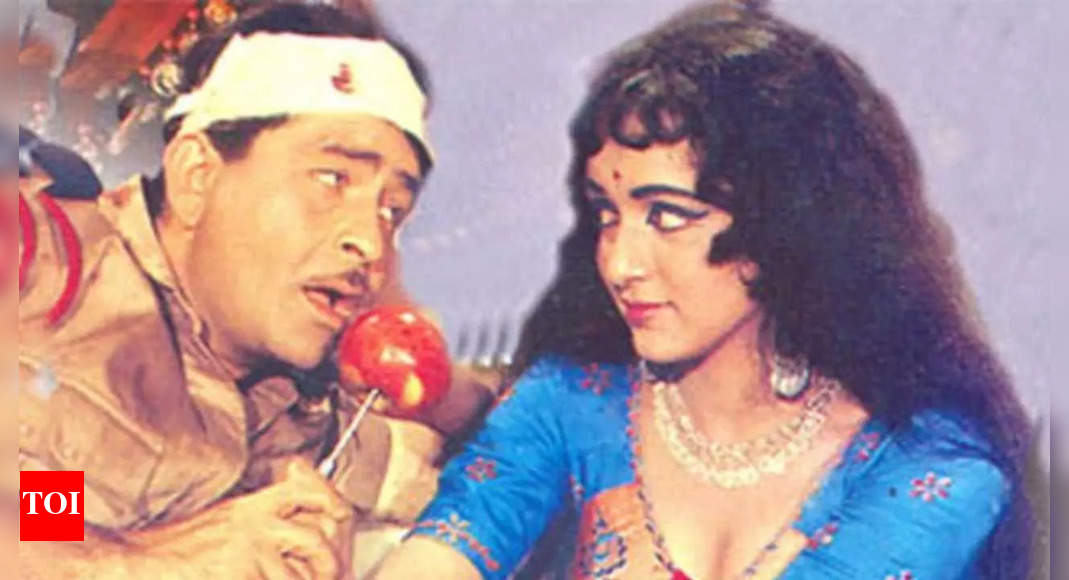 Hema Malini mengaku saat remaja merasa risih syuting adegan romantis bersama Raj Kapoor yang berusia empat puluhan |  Film berita Hindi