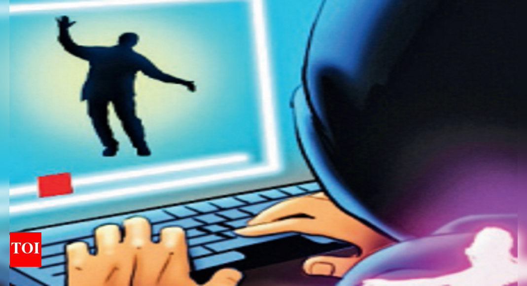 Salon owner stabs self with scissors over 'sextortion' | Bhubaneswar News - Vimarsana News