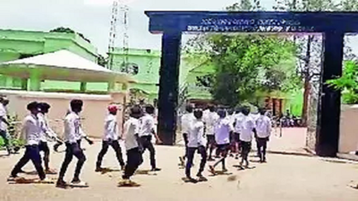 Students walk 25km in Mayurbhanj to demand power supply for school