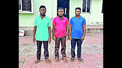 3 rescued fishermen sent back to B’desh