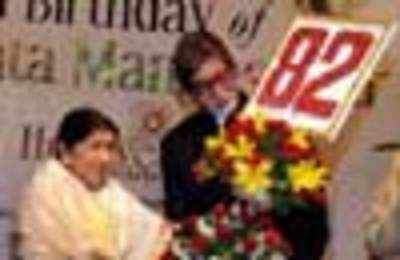 Amitabh Bachchan deserves Bharat Ratna: Lata Mangeshkar