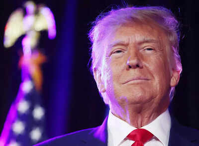 Trump: Donald Trump details $1 billion in income from NFTs, hotel sale