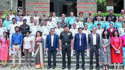 First batch of 44 defence officers joins IIM-K