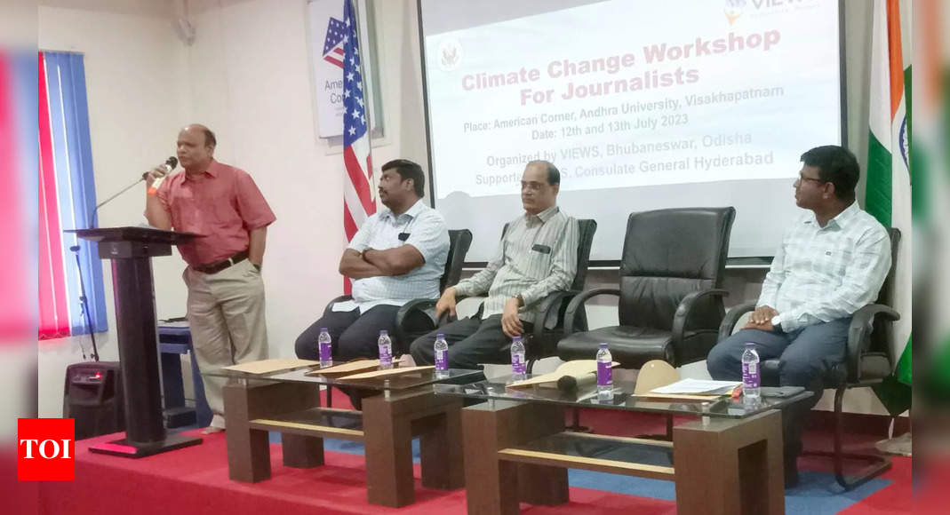 Workshop at Andhra University American Corner discusses climate change issues