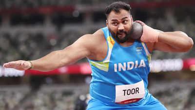 Tajinderpal Singh Toor retains Asian Championships shot put title, but limps out of competition