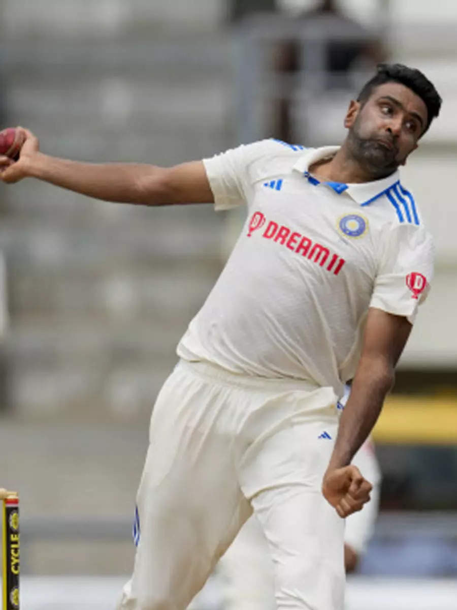 Top-5: Bowlers With Most International Wickets For India | Times Of India