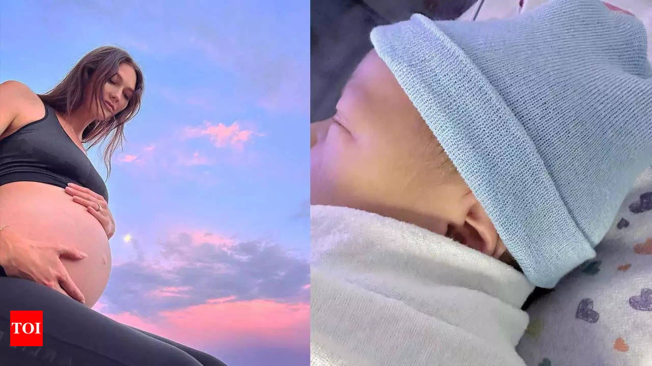 Karlie Kloss Maternity Photoshoot July 2023 – Star Style