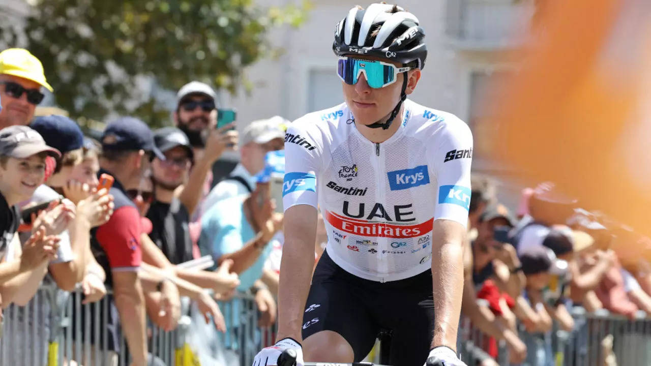 Vingegaard takes huge lead at Tour de France after dropping