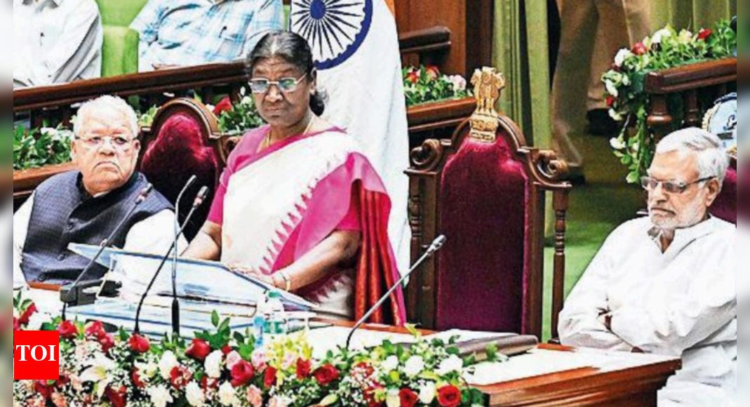 Rise above 'I & mine' to serve country, people: Prez to MLAs | Jaipur ...