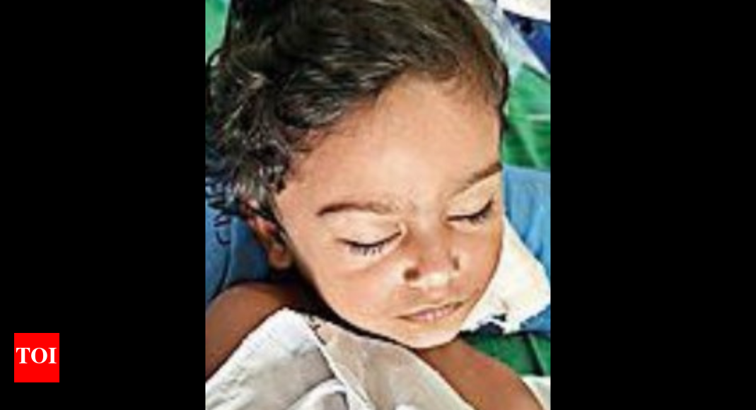 Mall horror: Reconstructive surgery on hand next week | Kolkata News