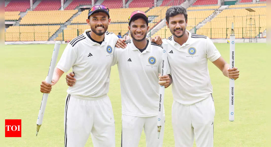 Vidwath Kaverappa, Vyshak Vijaykumar and V Koushik – Three aces in Karnataka’s pace pack | Cricket News – Times of India