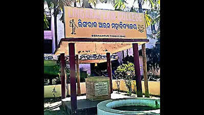 Teacher crunch stalls LLM admissions in Lingaraj college