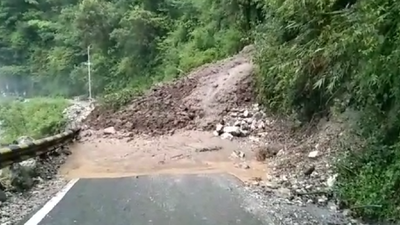 Uttarakhand Rains: Landslides cause major road closures in Uttarakhand ...