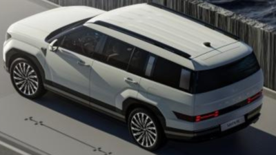 New Hyundai Santa Fe SUV revealed: Land Rover-like design adopted