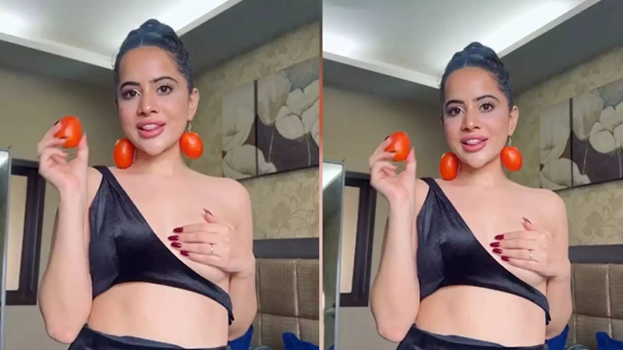 Urfi Javed Viral Video: Urfi Javed drops video covering her modesty with a  hand; actress wears earrings made of tomatoes | Hindi Movie News -  Bollywood - Times of India