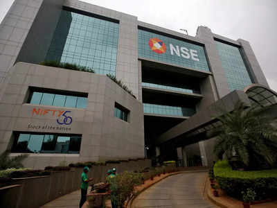 Sensex, Nifty extend rally to record highs ahead of key earnings