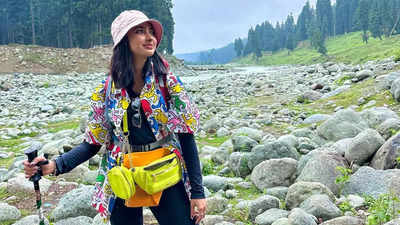 Saanya Iyer shares her trekking experience in Kashmir