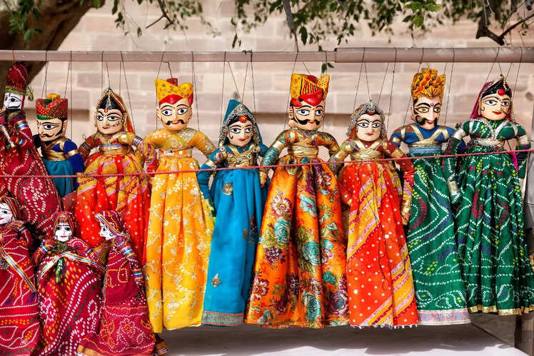 Traditional arts and crafts hub
