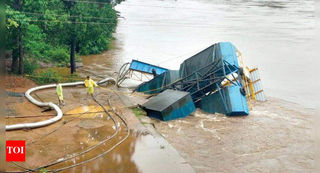 Heavy rain topples two pumps in Ganjem bandhara | Goa News - Times of India