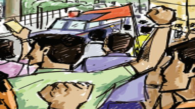 2 groups clash over eve-teasing in B’pur