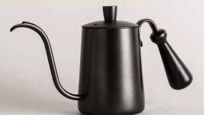 5 Insulated Teapot Options To Keep Your Beverage Warm This Winter