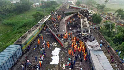 Lapses in signalling-circuit-alteration caused Odisha train accident: Union railway minister