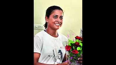 Running from Noida to Ayodhya, athelete welcomed at NSI