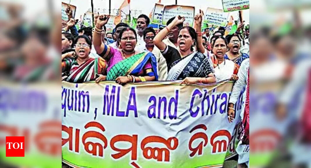 Cong Office Gheraoed Over Suspension Of Moquim, Biswal | Bhubaneswar ...