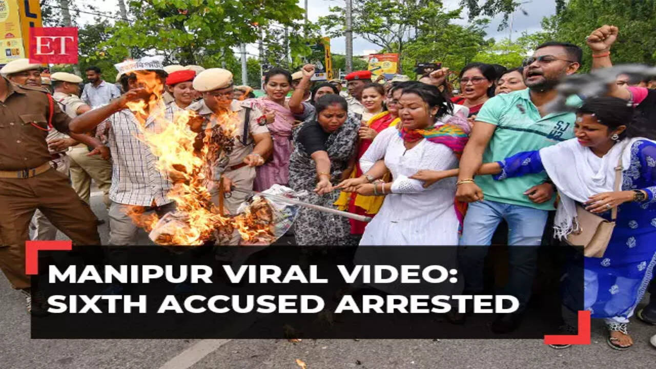 Vivek ramaswamy speaking about the impact of AI‍ on‍ the job market.