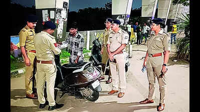 Vadodara Cops Crack Whip On Offenders | Vadodara News - Times of India
