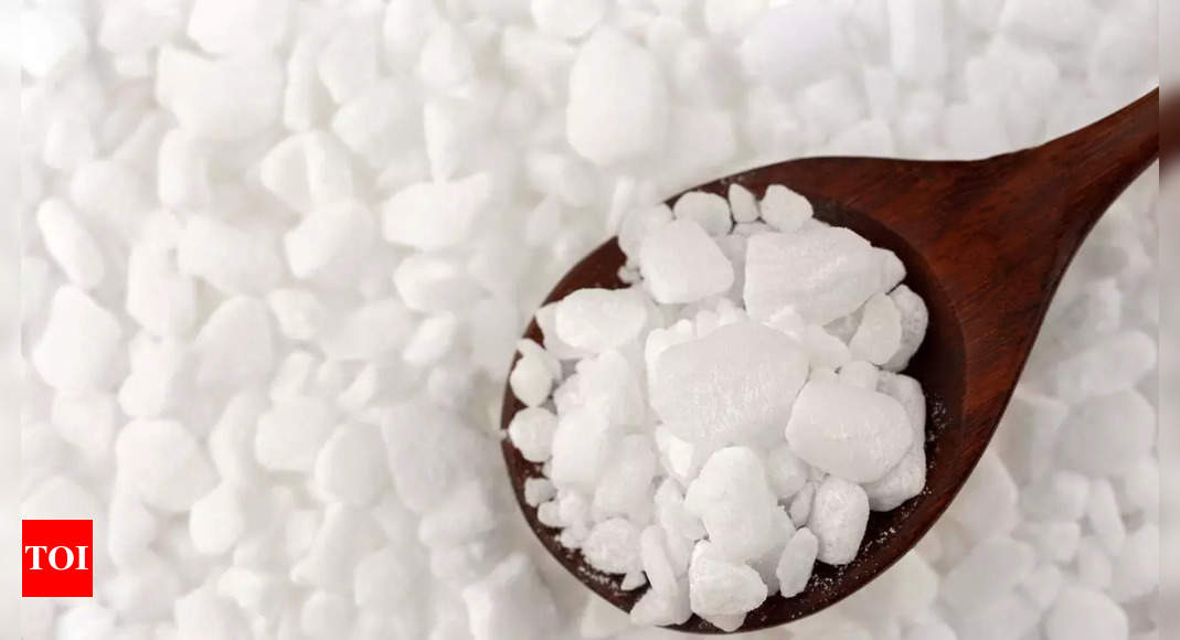 simple-tips-to-store-salt-and-sugar-during-monsoons-times-of-india